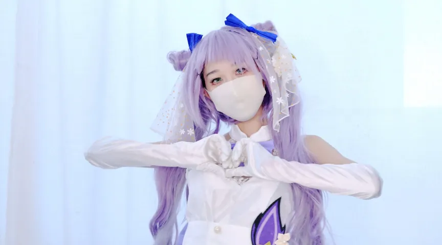 国民のアイドルと化した王女にくすぐりご奉仕