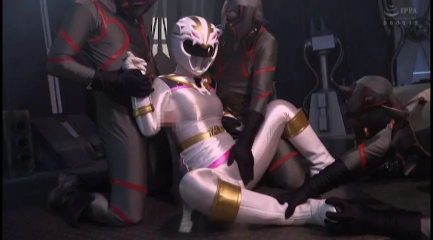 ヒロインエロピンチオムニバス 強獣戦隊ワイルドレンジャー ワイルドホワイト編