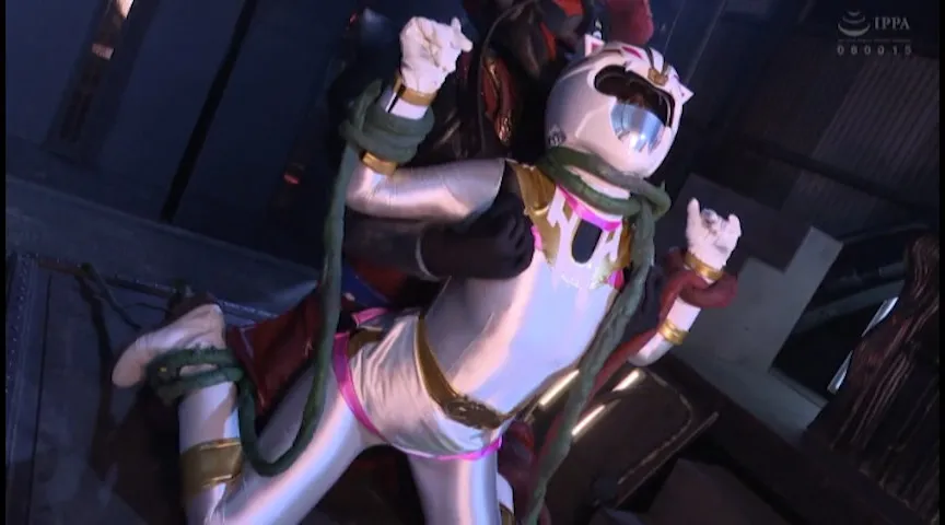 ヒロインエロピンチオムニバス 強獣戦隊ワイルドレンジャー ワイルドホワイト編