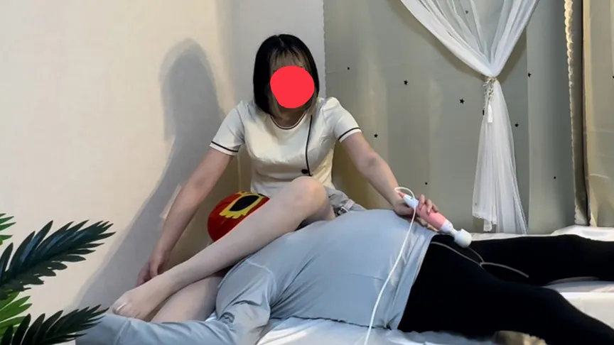 SNS総フォロワー15万超えのS痴女みねさんの電気アンマ地獄