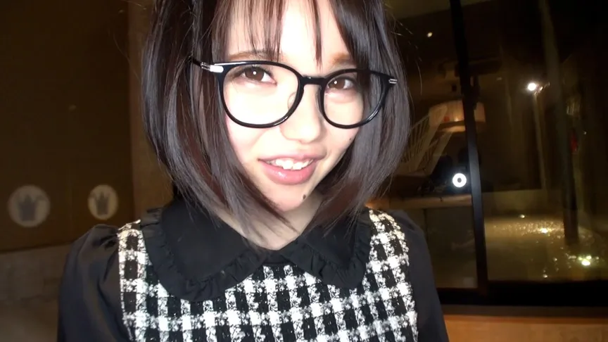 新宿交縁女子 File NO.131（彼女の娘の眼鏡爆乳ちゃんw）