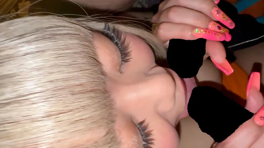 素人プカプカ レオナ