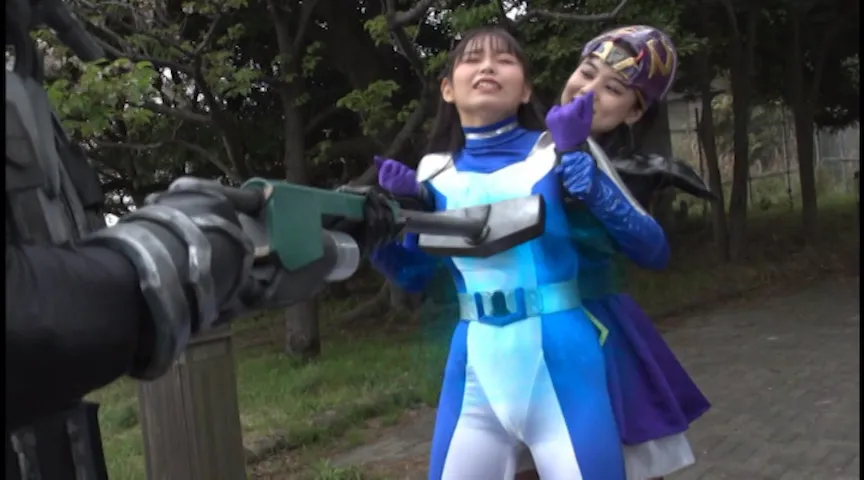 退魔巫女戦騎トリプルランサー ［前編］