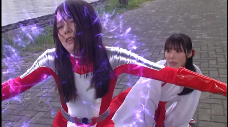 退魔巫女戦騎トリプルランサー ［前編］