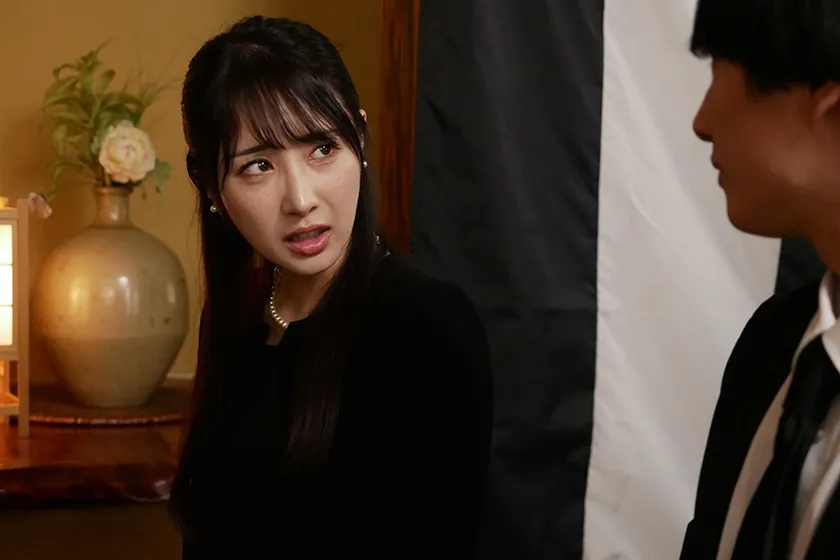 【背徳感は蜜の味】麗しのブラックフォーマル 喪服美人に白濁精子をぶっかけSEX 小野坂ゆいか