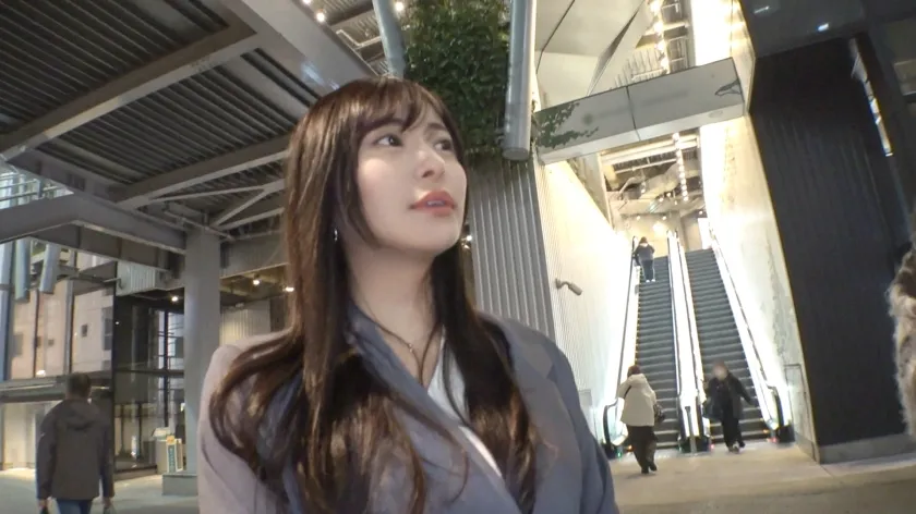 超絶美人神ボディの持ち主を渋谷でナンパ！自慢の手コキテクニック披露でイカせられそうに！綺麗な黒髪ロングとGカップのおっぱいを揺らして騎乗位で責めまくる姿に悶絶必須！ マジ軟派、初撮。 2205