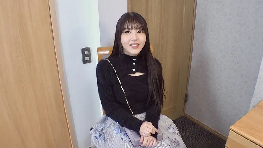 モデル志望の美乳娘に卑猥コスプレ面接 押し倒されて拒否できず剛毛まんまんに生ハメ！おっぱいが圧し潰されるほどに中出し発情Gカップバニー！