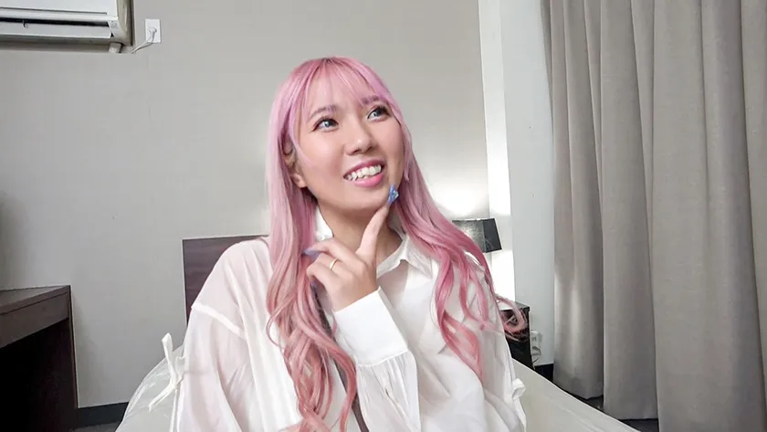 SNSでナンパした美人人妻が、旦那以外の身体に興奮してドエロい本性さらけ出しちゃいました！ 和久井美兎