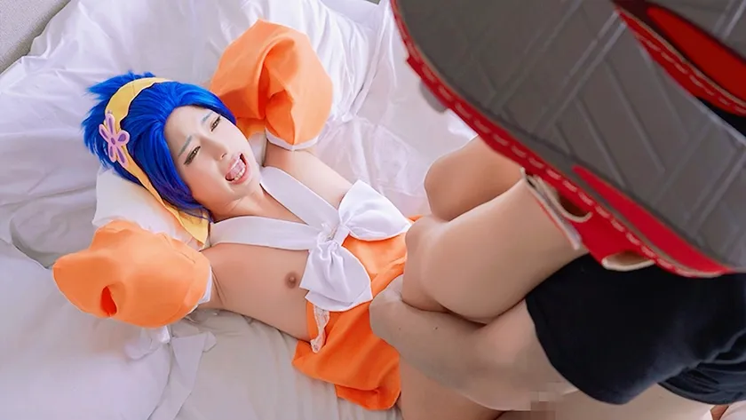 【中出し】厳選美少女にコスプレさせてオレの子を孕ませる！【レビィ・マ●ガーデン】