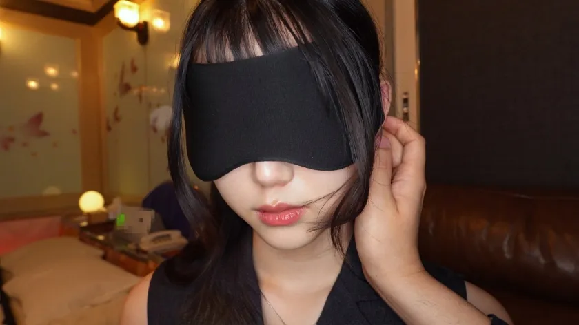 グラドル目隠し・拘束。羞恥心からこじらせたドM性癖開眼!本気の連続絶頂に頭抱えてのたうち回る!激エグ色欲狂い映像流出