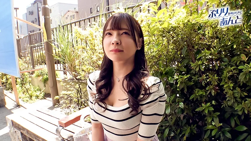 生イキ素人バイト娘中出し性交 みおさん