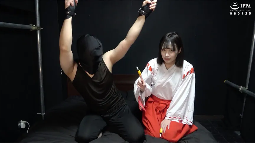 「【F／Mくすぐり】ハイテンションな巫女ややちゃんからのおめでたくすぐり！？」WAKA－077琥珀やや（3）