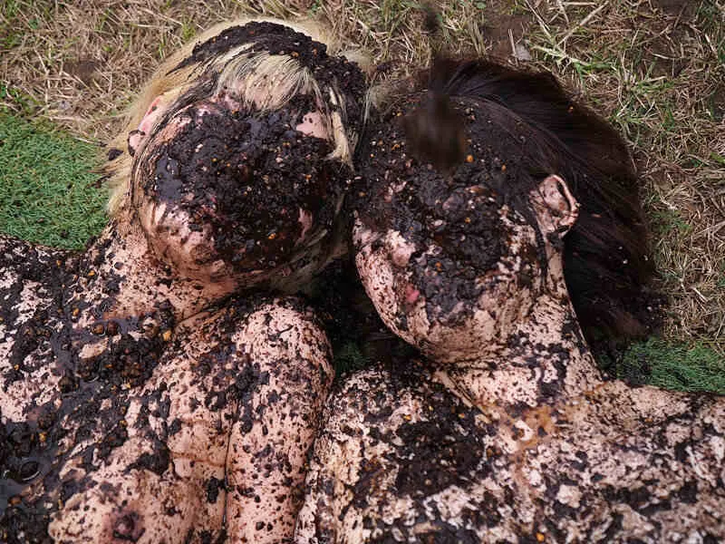 2人のケツ穴奴隷が繰り広げる異次元レベルのぶっ壊れアナルWクソマゾ野外調○ 音琴るい／安堂はるの