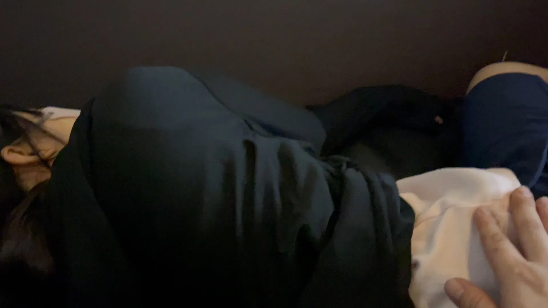 ネカフェスタッフの深夜の楽しみ　〜汚部屋に住む**巨乳〜