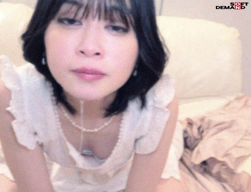 【枕営業強要レイプ】伝説の昭和アイドル おじさんボイトレ講師による喉奥拡張イラマ映像が流出。 門倉すず