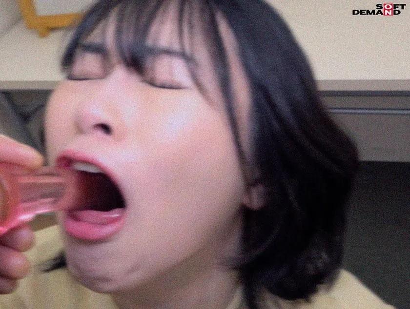 【枕営業強要レイプ】伝説の昭和アイドル おじさんボイトレ講師による喉奥拡張イラマ映像が流出。 門倉すず