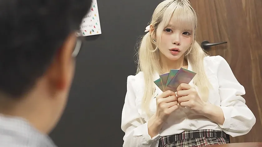 キモオタの性処理係 カードゲームで負けてオタク達のいいなりオナホとなったオタサーの姫 れい 美澄玲衣