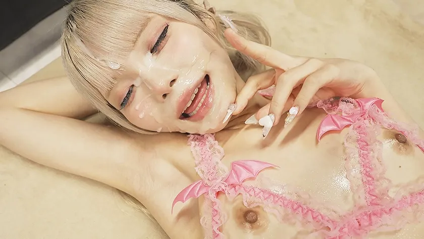 キモオタの性処理係 カードゲームで負けてオタク達のいいなりオナホとなったオタサーの姫 れい 美澄玲衣