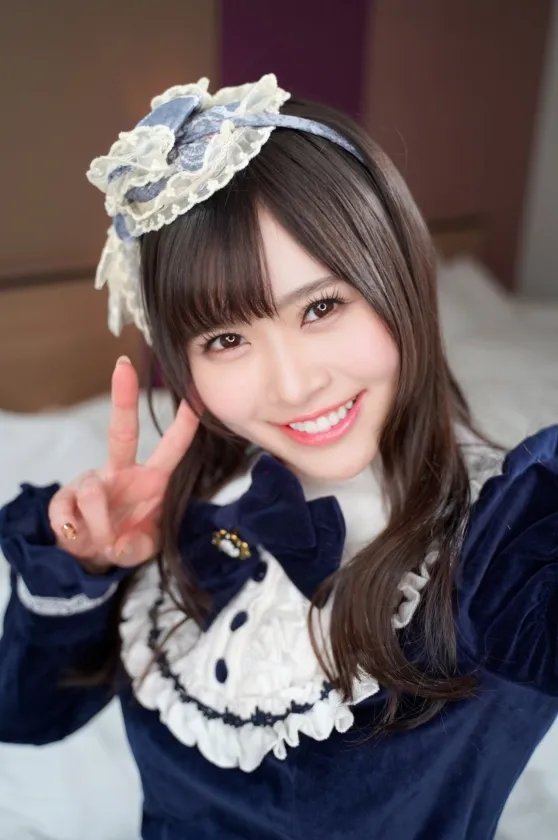 女装彼氏 撮影会で女装姿の自分に欲情→理性が飛んだ僕。彼女を巻き込み濃厚ハメ撮り。れみちゃん