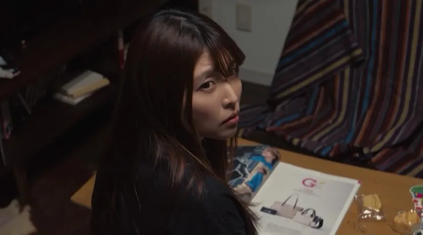 小悪魔ランジェリー 巨乳ブラジャーVS濡れパンティ