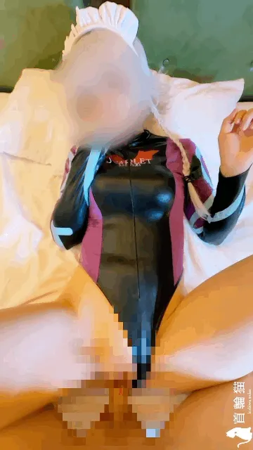 【C107新作】フォロワー11万人の彼氏持ちレイヤーとレースクイーン咲夜で生ハメ二回戦！