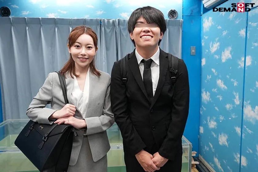 マジックミラー号 移動式混浴温泉に上司と部下の2人きり！？仕事中とは全く違う濡れ髪女上司の色気に部下のチンポは驚異の勃起率120%越え！！このままだと外に出られない状況で2人の男女はどうなってしまうのか検証！