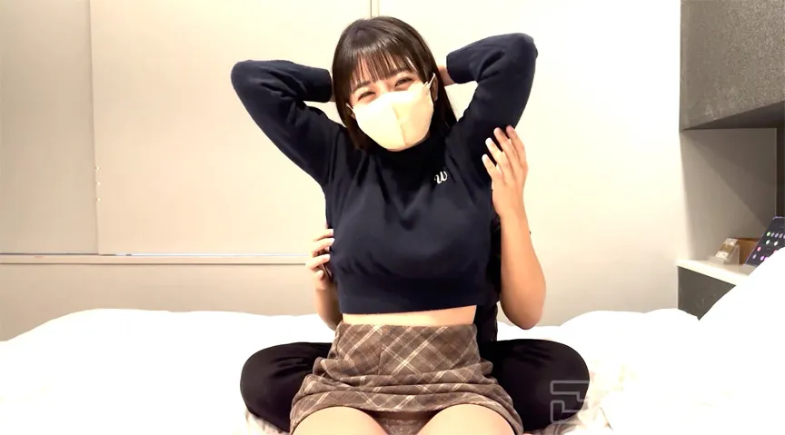 「くすぐり個撮に来た美人人妻の後ろから腋・おっぱいくすぐり 弥生（4）」