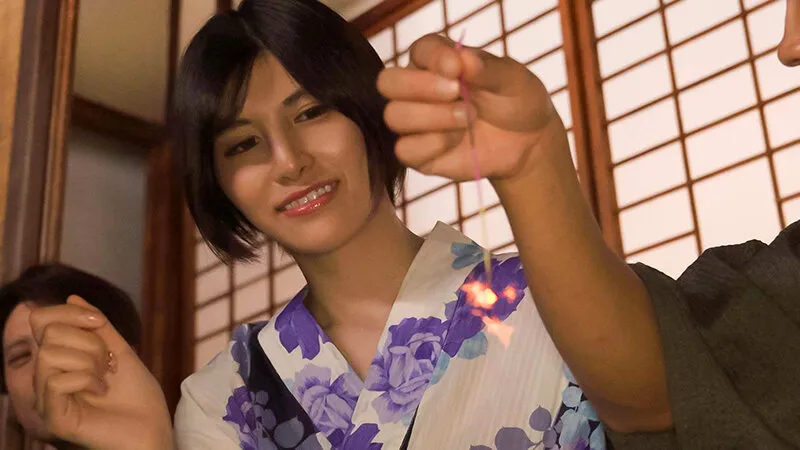 夏の日のNTR 十年ぶりに地元に帰って人妻になった元カノと再会 汗ダクで愛し合った思い出…。 九十九メイ