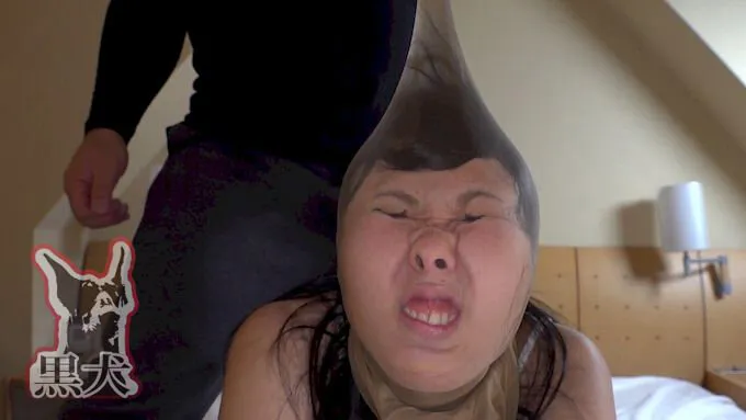 衝撃！こんな美女が！？パンスト変顔で顔面崩壊！？