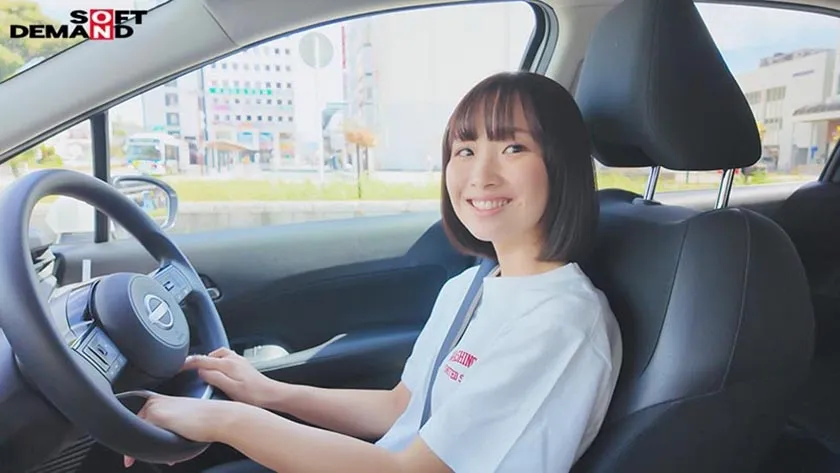 【初撮り】ちっちゃな現役ドM保育士 イジメられてたくさん潮も吹いちゃう敏感スレンダーボディ もっと自由にSEXをしたくて実家を飛び出すキラキラ笑顔の元気っ娘 22歳 石川くるみ