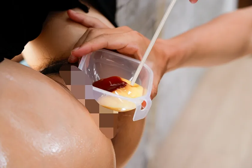 素人バラエティ 壁マンコスタイルDEお膣の中身は何だろな？街行くJDが多種多様挿入当てゲームに挑戦！全員中出し＆ぶっかけ！合計11射精！