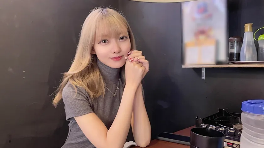 【スレンダー美ビッチギャルと濃厚セクロスはめ撮り！！】【ビンカンちっぱいでイキまくるド淫乱系ビッチをオヂチンわからせ生ピストン！！】【ギャル美尻に打ち付け快楽のままに猛烈ピスでNN1発おまけに1発！！】 藍瀬ミナ