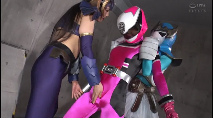 戦隊ヒロインふたなり化レズ地獄 デイトナピンク編