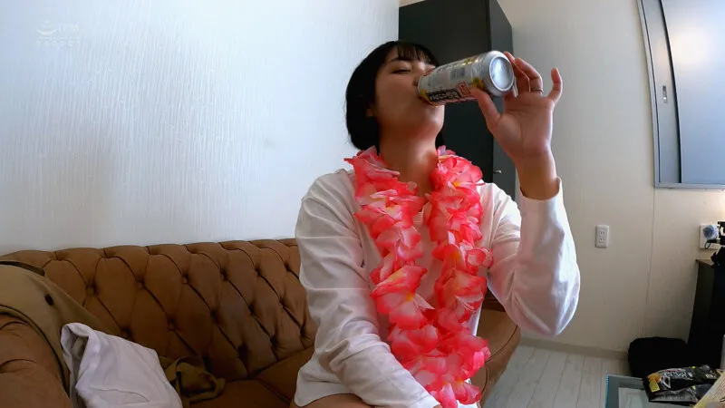 饗宴～淫乱ゆんたく 玉城夏帆～