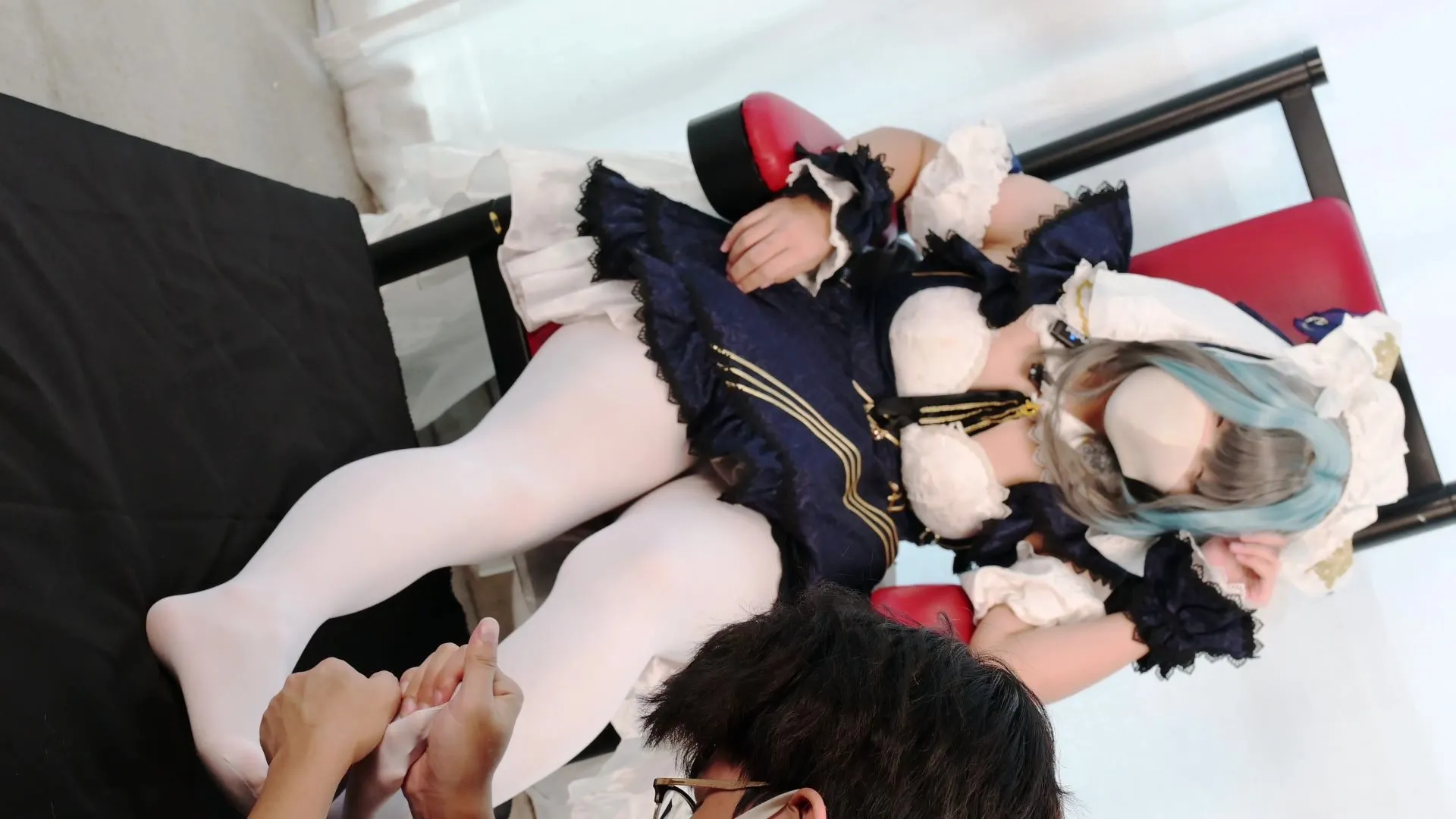 くすぐられてわがままボディがたゆんたゆん