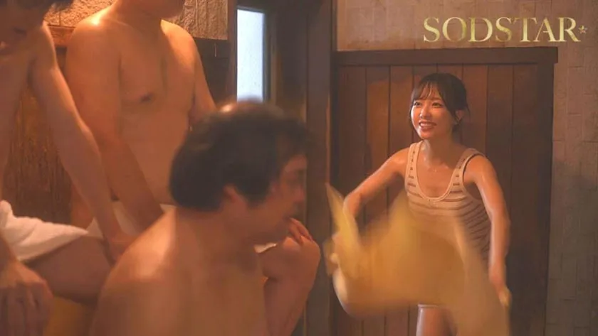 OLやめて実家の銭湯を継いだら昔はひ弱なもやしっ子だった幼なじみと18年ぶりに再会 膣形フィットマラして互いに欲情がとまらず仕事のスキマ時間に汗だくSEX 小湊よつ葉