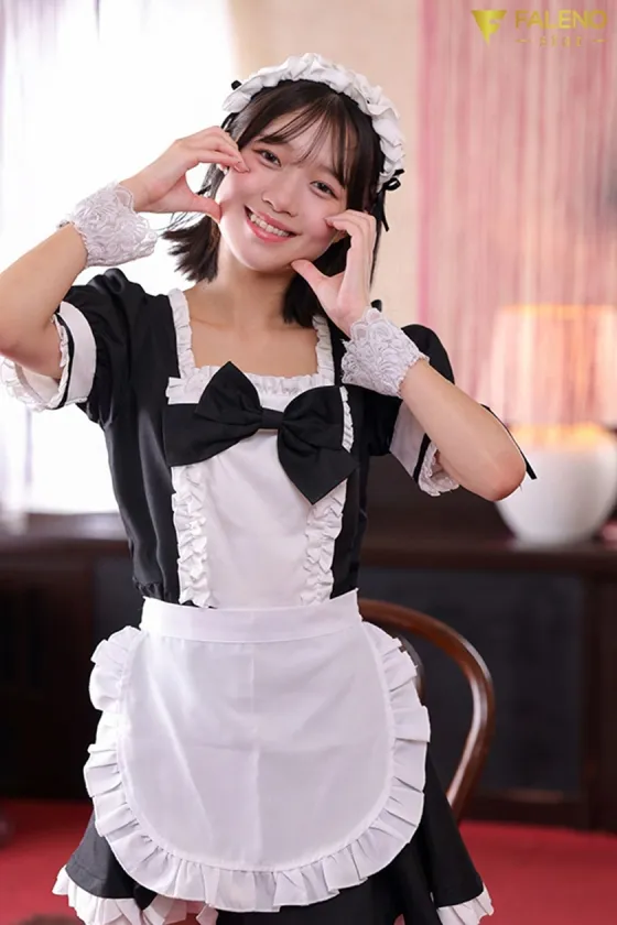 ヌキ無し店なのに挑発して裏オプで射精させてくれる小悪魔メイドリフレ 生田さな