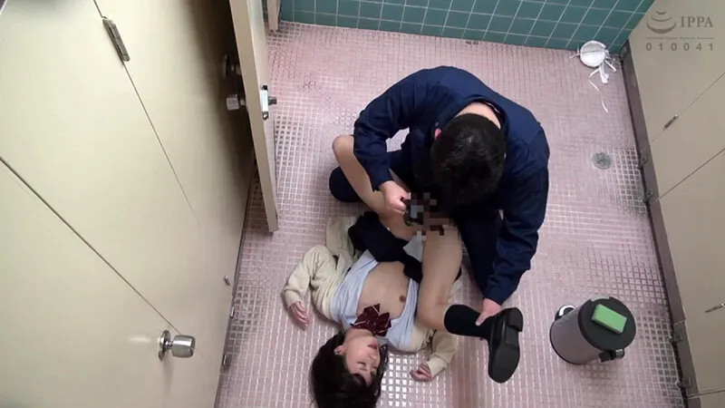 【JK】女子●生だけを狙った卑劣なトイレレイプ映像集