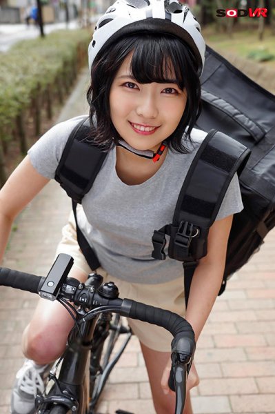 【VR】新人！ラッキースケベ配達員VR～遅刻してきたド緊張新人バイトちゃんは、ドM性癖を拗らせたちょっぴり変態な女子大生！？