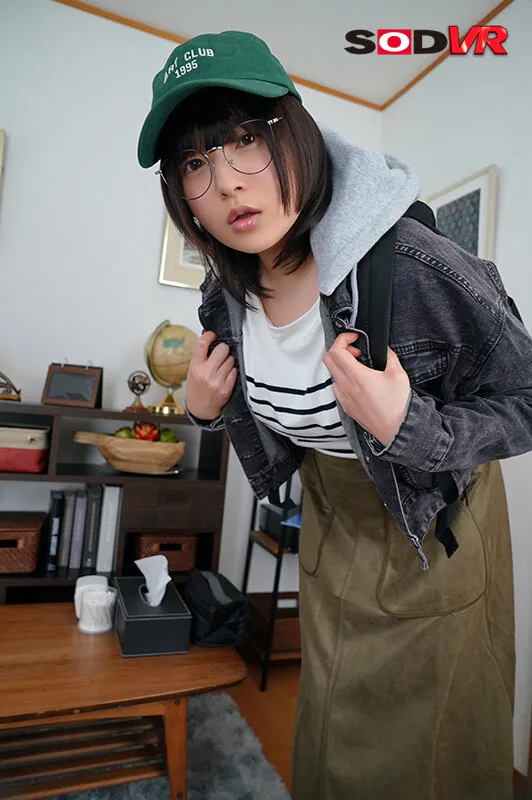 【早見なな】【VR】超地味な幼馴染からお金を借りて風俗通いをしているクズな僕。それがバレてしまい「風俗行くなら…わたしじゃダメかな…地味な子は嫌い？」と突然のカミングアウト。