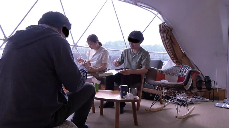 【片岡明奈】寝取られキャンプ01【人妻寝取らせ乱交】