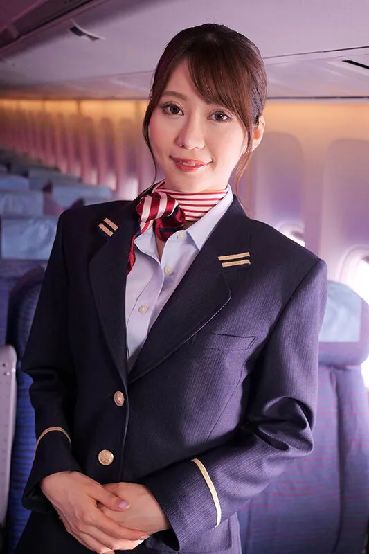 【有岡みう 夏希まろん 三尾めぐ】機内の乗客は僕（絶倫）ひとり！暇を持て余すドエロいTバック痴女CAに囲まれて出発から到着まで何度もヤられまくった