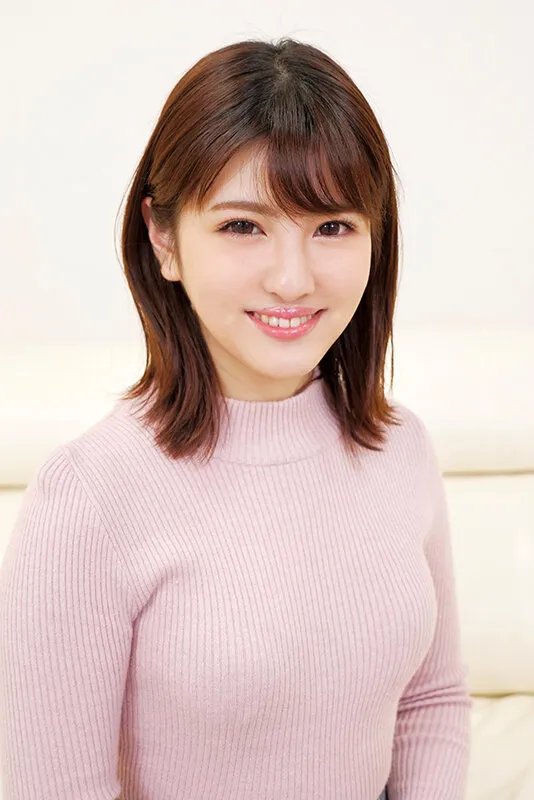 【春日えな】渋谷で出会ったうぶな女の子が性の悩みを抱える男と「素股オイルマッサージ」に挑戦！ 生マンにヌルヌルこすれるチンコに発情しちゃって『マ○コに入れちゃうw』そのまま生ハメ中出しSEX！！えなちゃん