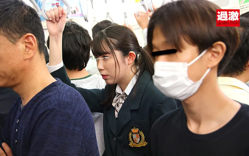 【双葉くるみ】【JK】串刺しJ○痴漢 痴漢師2人に挟み撃ちされ逃げられず上下の穴を塞がれた色白娘 抵抗の暇を与えられず犯された華奢娘