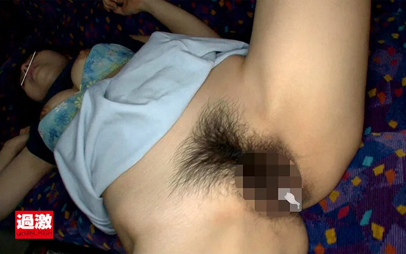 【藤波さとり】夜行バスで声も出せずイカされた隙に生ハメされた女はスローピストンの痺れる快感に理性を失い中出しも拒めない10 青系コーデ色気JD