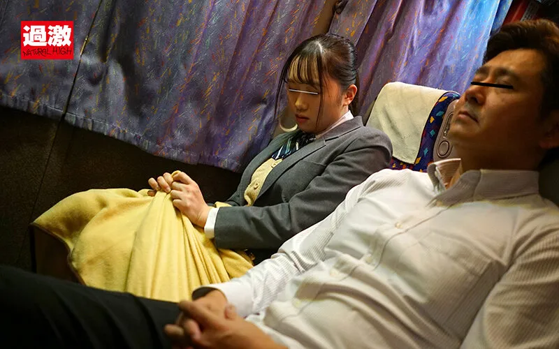 【宝川莉子】夜行バスで声も出せずイカされた隙に生ハメされた女はスローピストンの痺れる快感に理性を失い中出しも拒めない 女子○生限定12 抱きつき騎乗位SP イカされまくり発情しだす色白女子○生