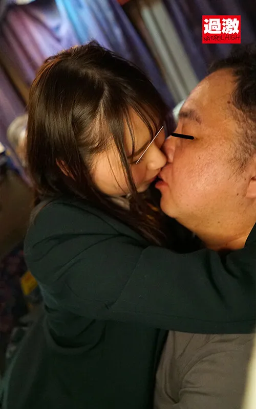 【川栄結愛】【JK】夜行バスで声も出せずイカされた隙に生ハメされた女はスローピストンの痺れる快感に理性を失い中出しも拒めない 女子○生限定12 抱きつき騎乗位SP イカされるほどに求めだす桃尻女子○生