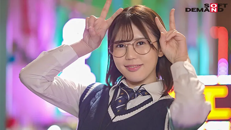 【JK】アダルト模擬店OKの学園祭《夜の部》は制服メンズエステOPEN！校内No.1の美少女がオールナイトでクラスメイトのチ○ポしゃぶりまくり！ さくられん