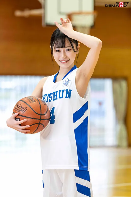 【JK】この爽やかさ、青春一直線！弾ける笑顔のドスケベ美少女 響乃うたAV DEBUT