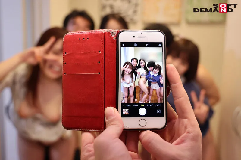 【天野碧 成宮いろは ひなたいのり】【特集】わが家はセックスがコミュニケーション！ 令和の新たな’家族のカタチ’とは… 日常的に家庭内性交が行われる家族に密着